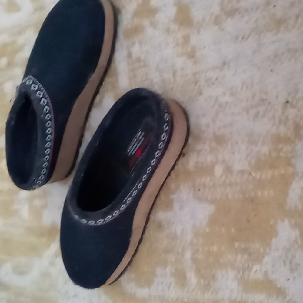 Wool clogs, Haflinger